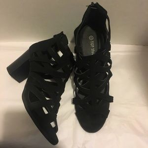 Women’s suede black heels